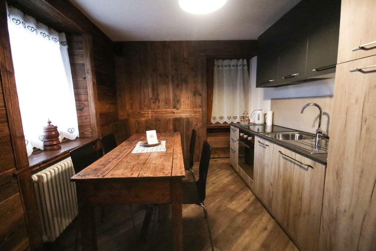 אאוסטה Maison D'Antan Alloggio Ad Uso Turistico Vda Charvensod N 0022 מראה חיצוני תמונה