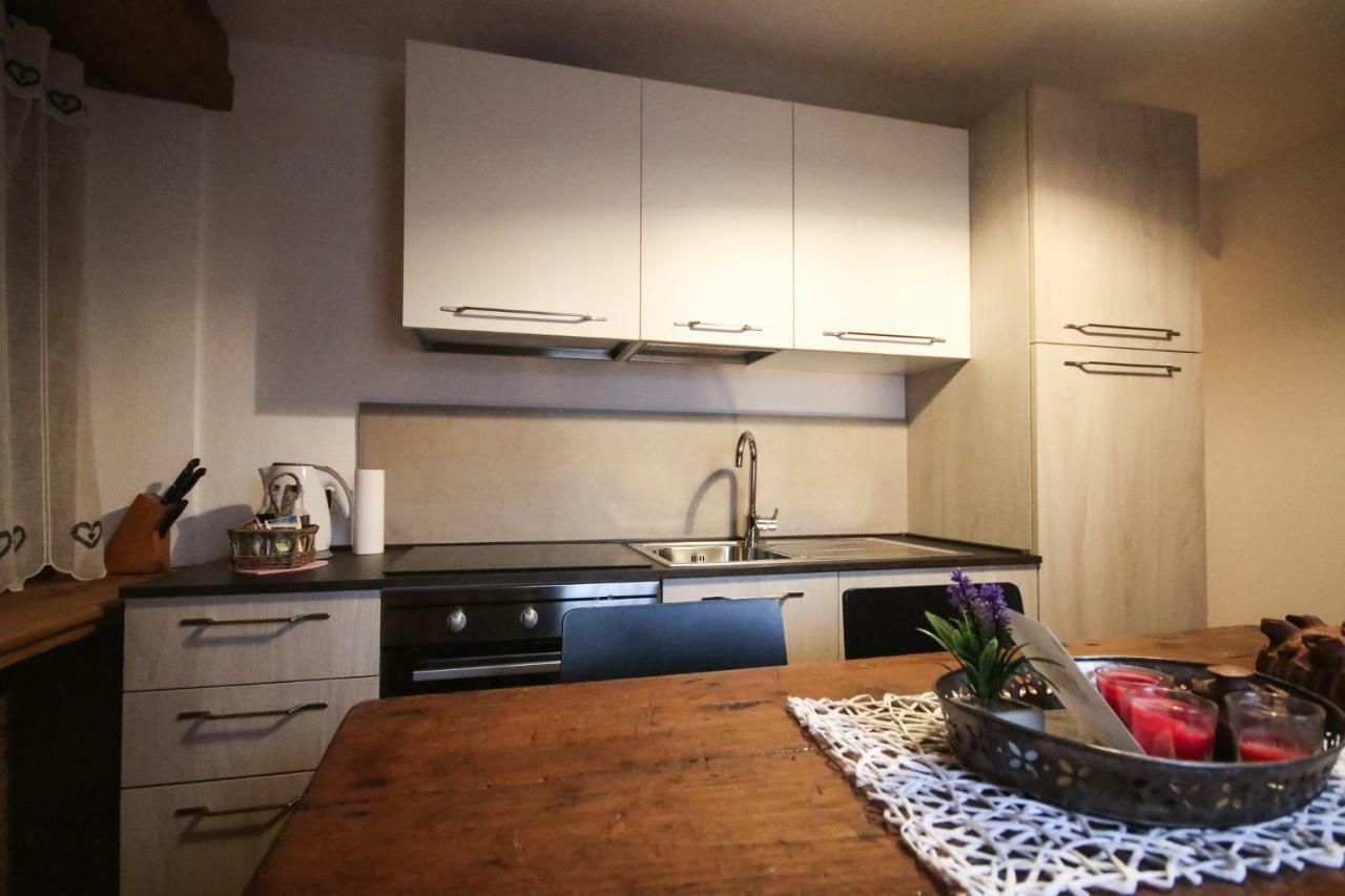 אאוסטה Maison D'Antan Alloggio Ad Uso Turistico Vda Charvensod N 0022 מראה חיצוני תמונה